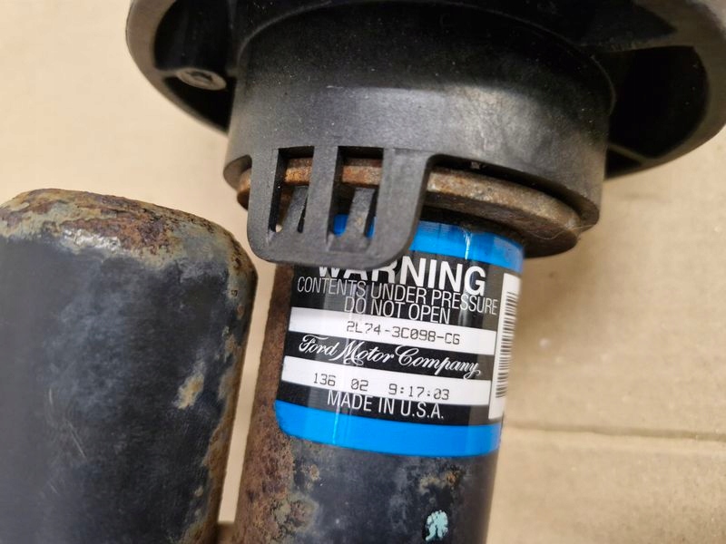 Lincoln navigator 2 2 амортизатор пневмоподушка правый перед передний 2l74-3c098-cg Недорого