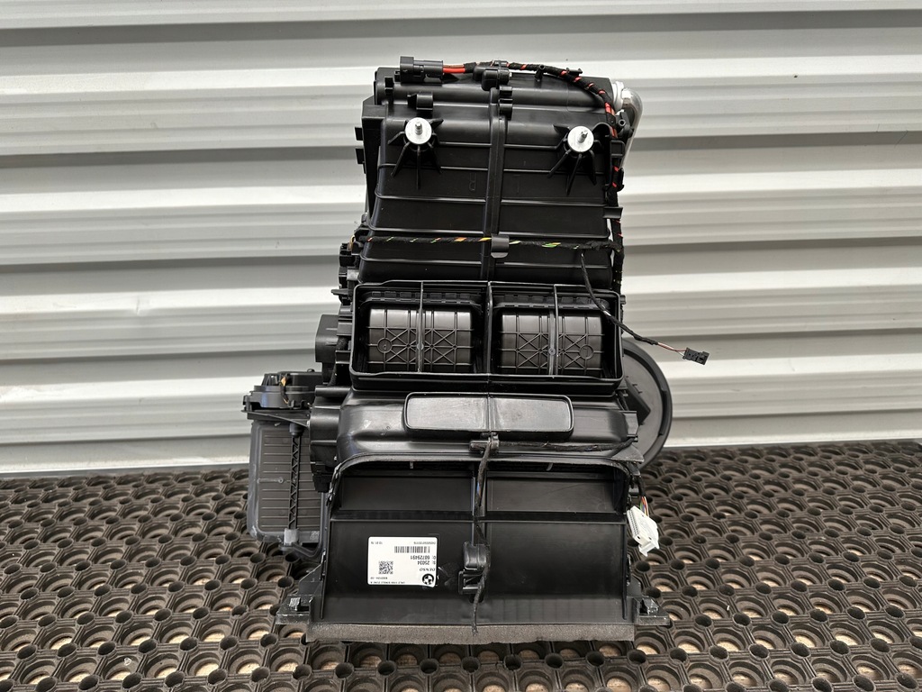 фото №8, Bmw i3 i01 отопитель воздуходувка 9383124