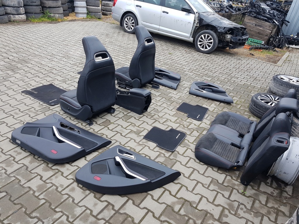 фото №15, Mercedes cla w117 13r- sedan сидіння шкіряний alcantara заднє сидіння europa