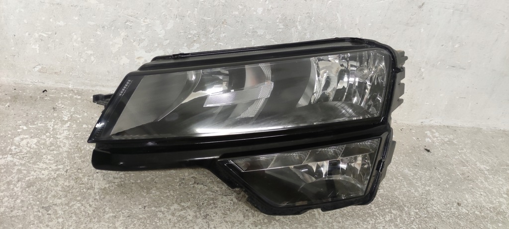 фото №1, Skoda karoq 17- лампа передняя фара левый
