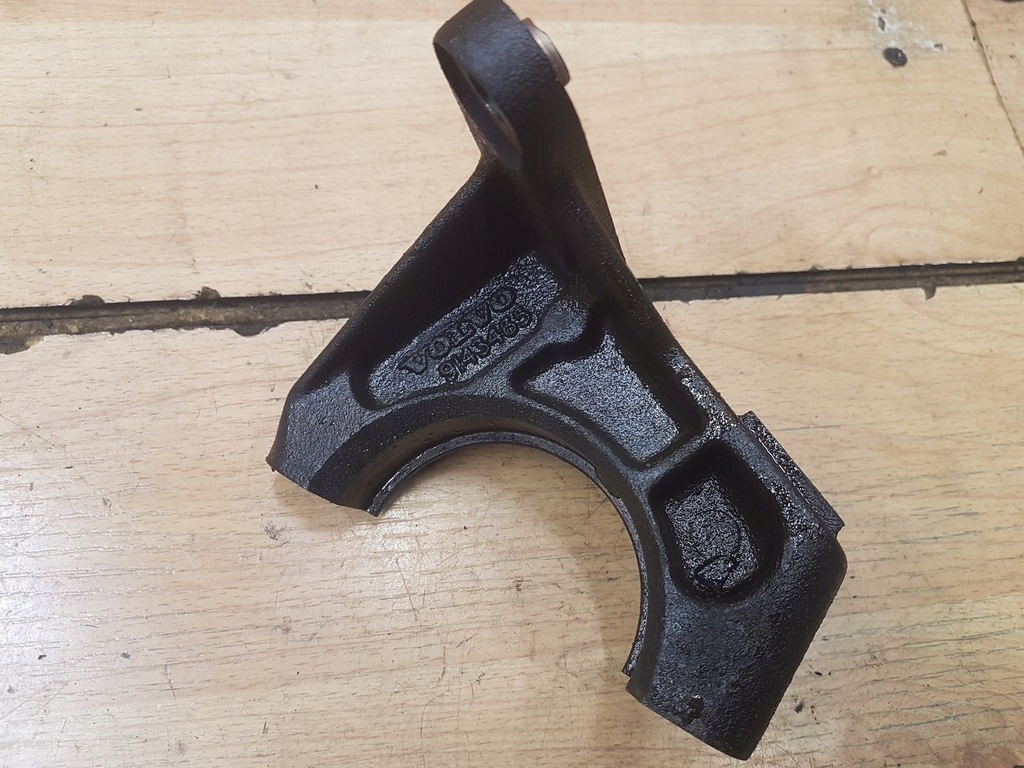 фото №3, Кронштейн підпора піввісь volvo v70 ii 2.4t