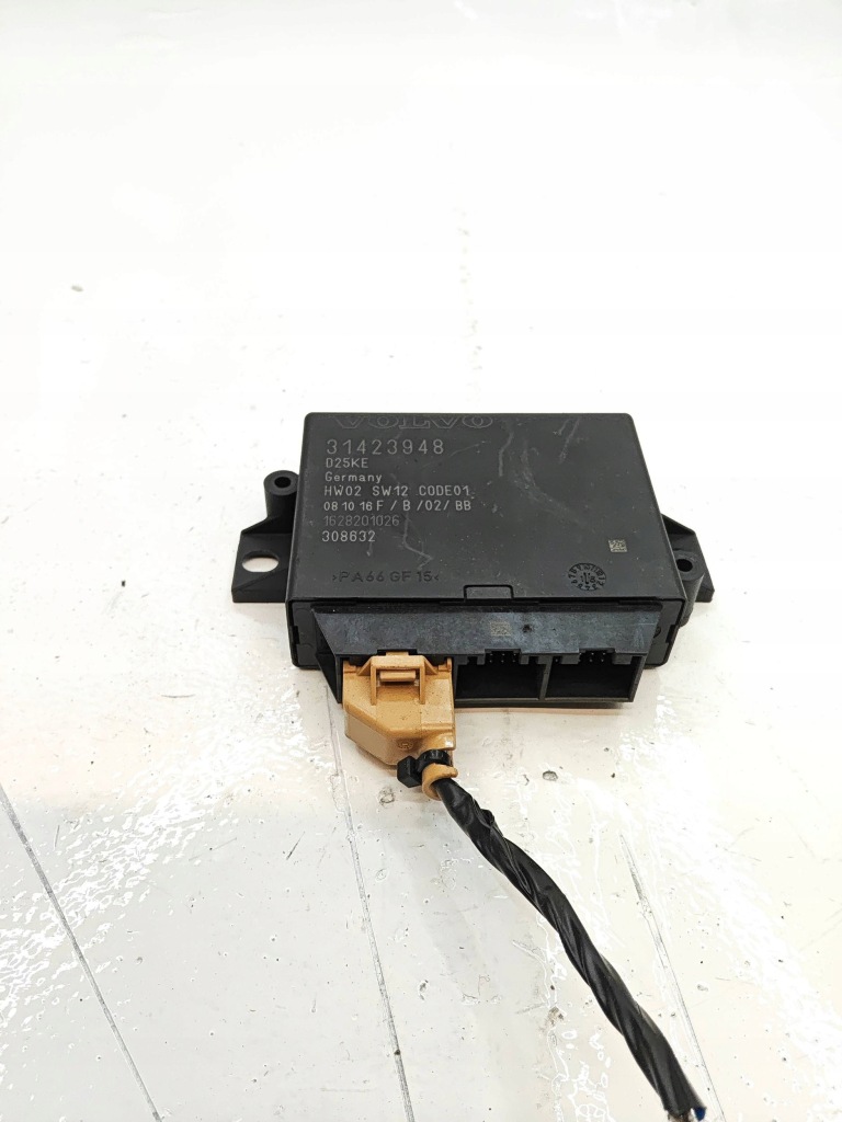 фото №1, Volvo v40 модуль блок управления парковки pdc 31423948