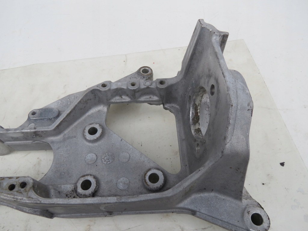 Кронштейн подвеска кабины scania 420 1409342 Недорого