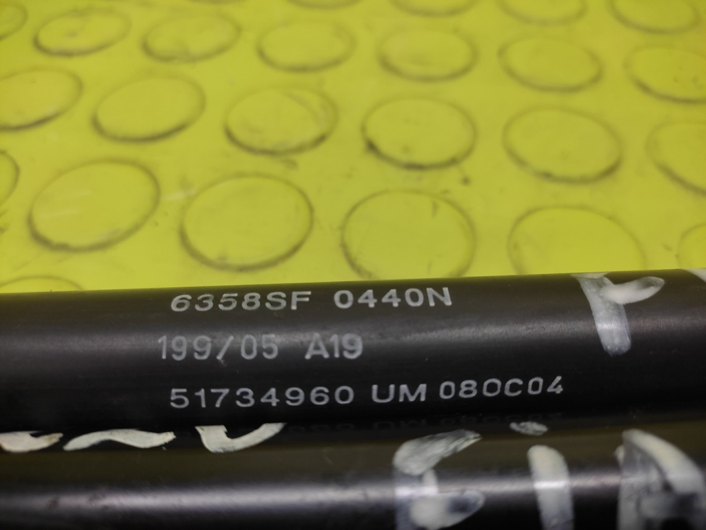 фото №4, Fiat croma амортизатори кришки задня 51734960 комплект