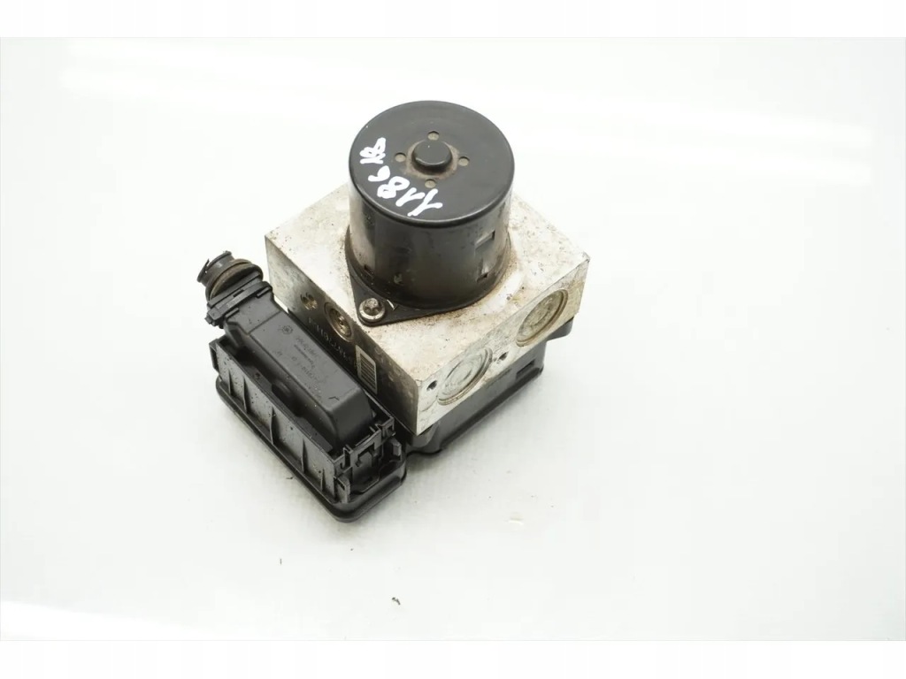 Vauxhall insignia насос abs 2.0 cdti дизель 118kw 160 hp 22757649 2011 Київ