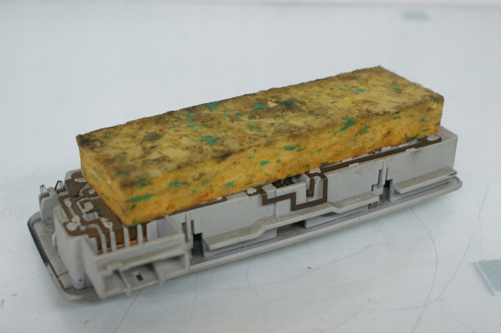 фото №9, Лампа внутрішня освітлення кабіни laguna ii