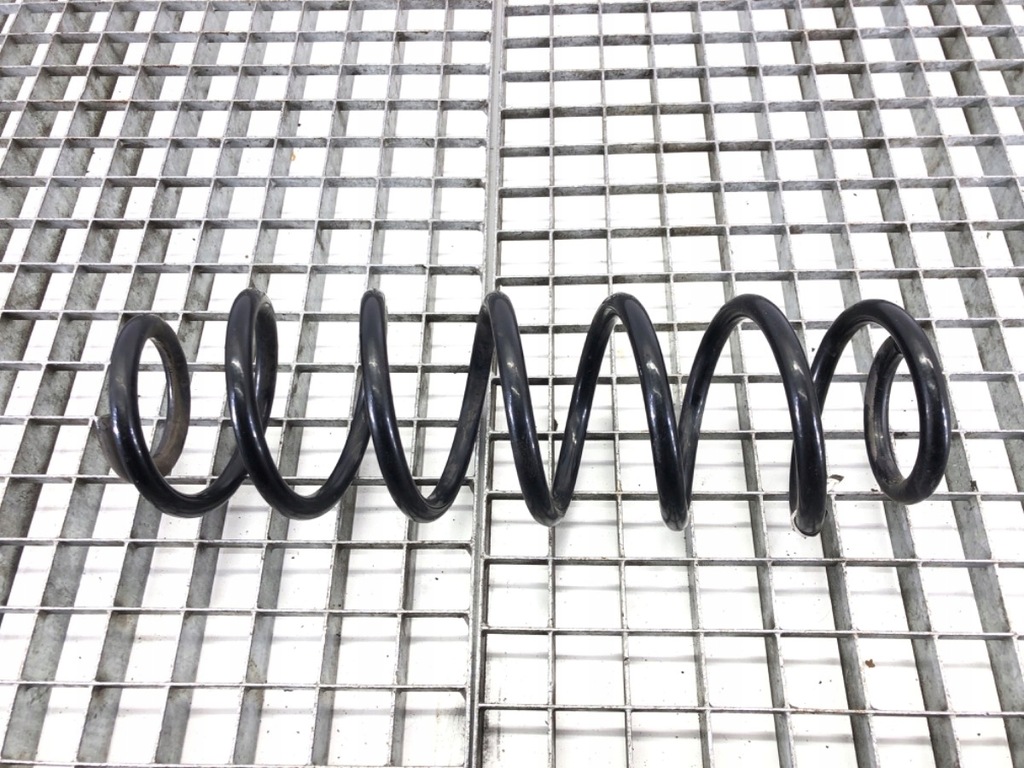 фото №1, Пружина задняя vw t-roc хэтчбек 5q0511121