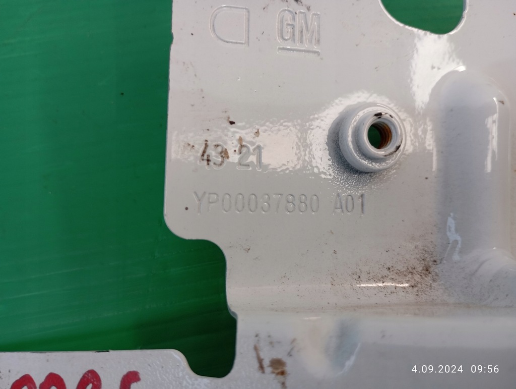 фото №6, Кронштейн крыла правый перед opel grandland x yp00037880