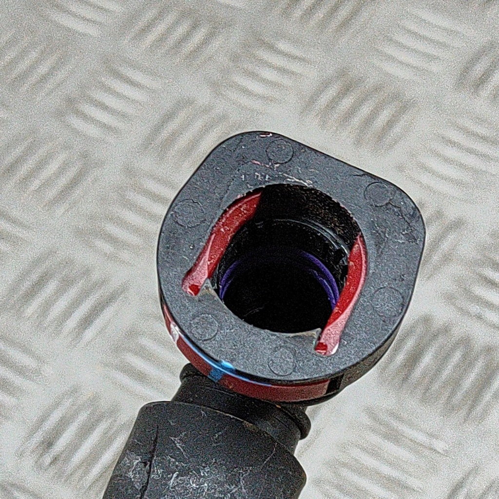 фото №6, Kia ev6 2023 шланг / wąż радиатора