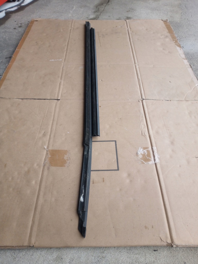 фото №10, Audi a5 sportback молдинг дверь правый перед black piano!!! 8t8853284l 18-27