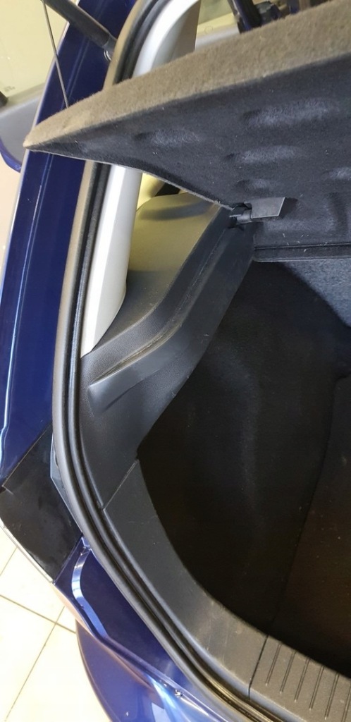 фото №10, Обшивка багажника левый seat ibiza iii w6l6867429 2002-2008 6l6867430