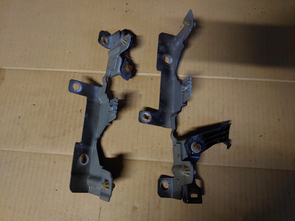 фото №4, Кронштейн крыла левый правый перед twingo ii