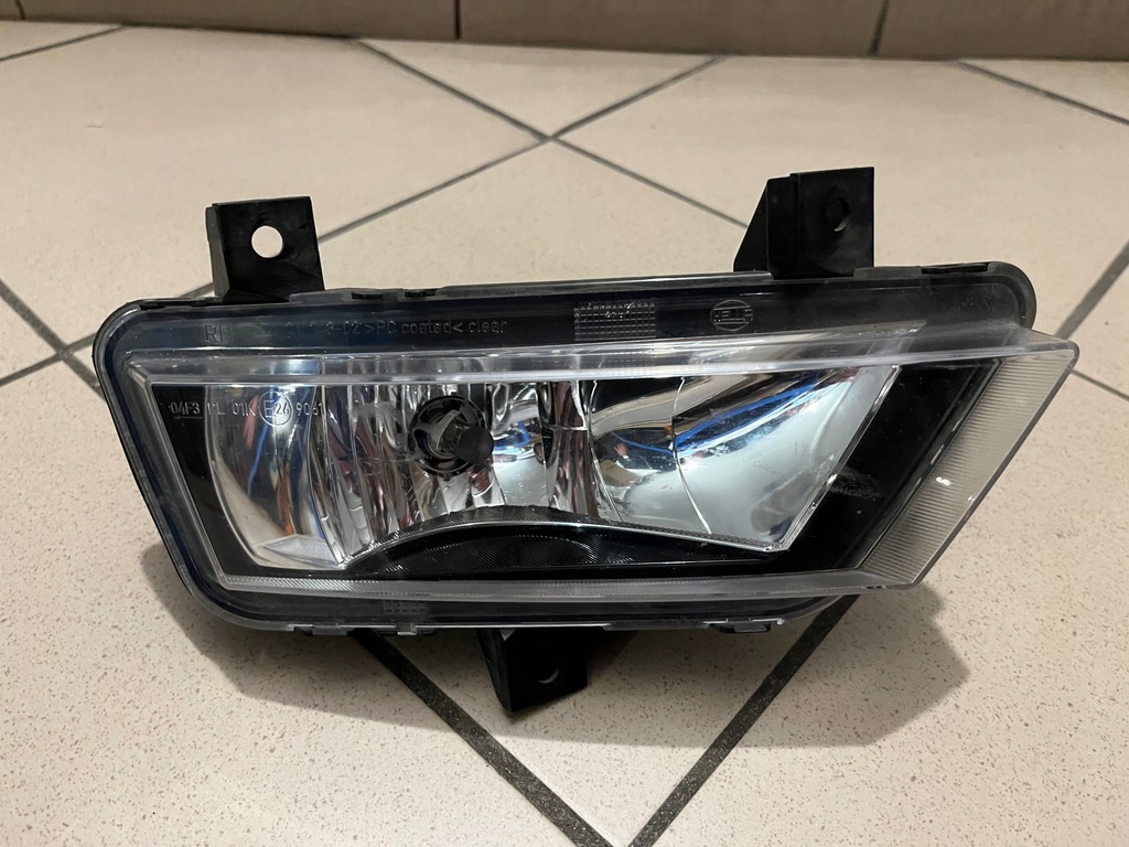 фото №1, Skoda citigo lift лампа противотуманная фара правый