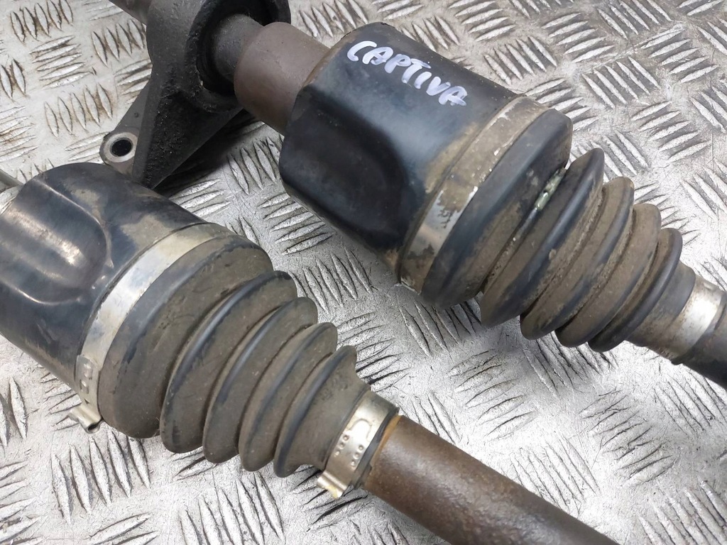 фото №8, Приводной вал левый перед + правый перед 5b chevrolet captiva i 2.4 16v механическая коробка передач