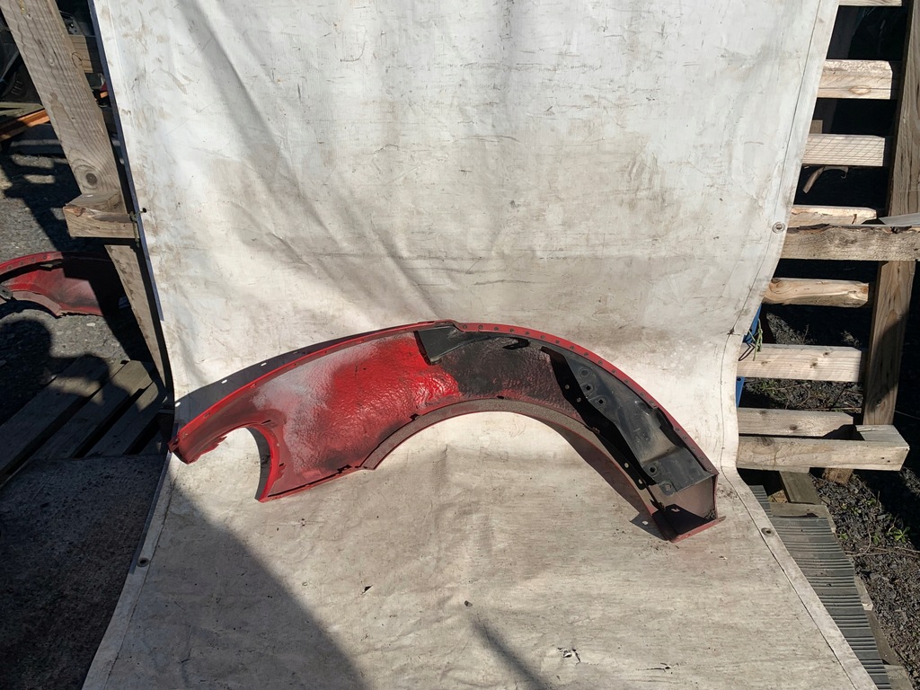 фото №10, Vw new beetle крыло правый перед красный