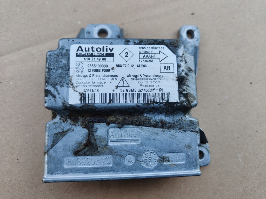 фото №1, Модуль датчик air bag peugeot 308 610714900