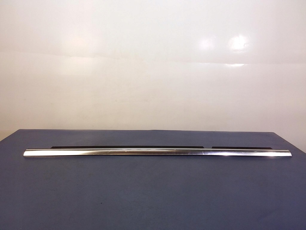 фото №2, Mercedes r w251 молдинг ущільнювач двері лівий задня