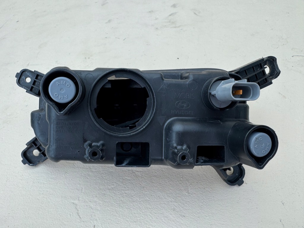 Hyundai tucson 4 iv 2024r- рестайлинг  противотуманная фара led drl правая  перед 92208-n7550 Цена