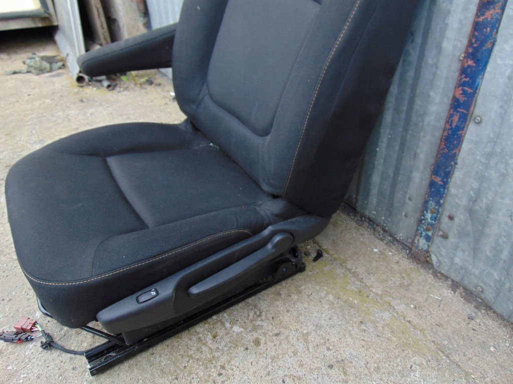 фото №12, Сиденье левый перед водителя vivaro b trafic iii 2017r europa подогреваемый