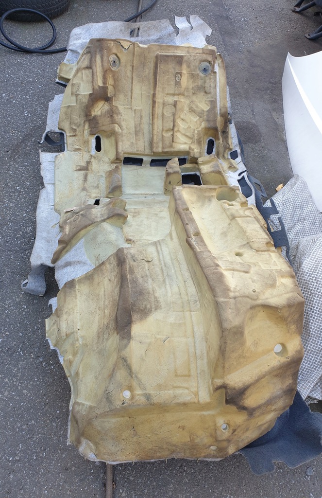 фото №11, Килимок підлога обшивка салону audi a4 b9 8w a5 f5 оригінальний номер eu 8w1863021 wz1