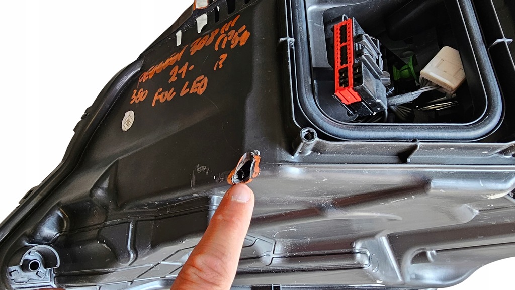 фото №14, Лампа правая перед led peugeot 308 iii t10 9849116280