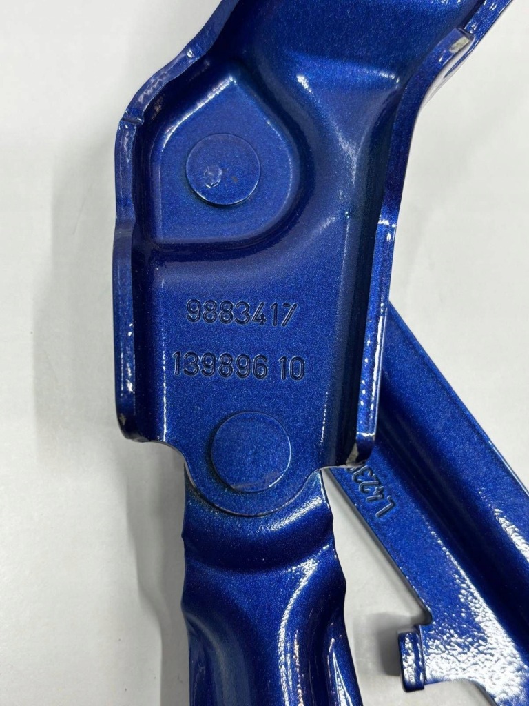 Bmw x1 u11 x2 u10 петлі капот 9883418 9883417 в Україні