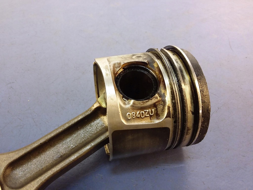 фото №4, Bmw x3 f25 2.0 184km поршень шатун 0840zu