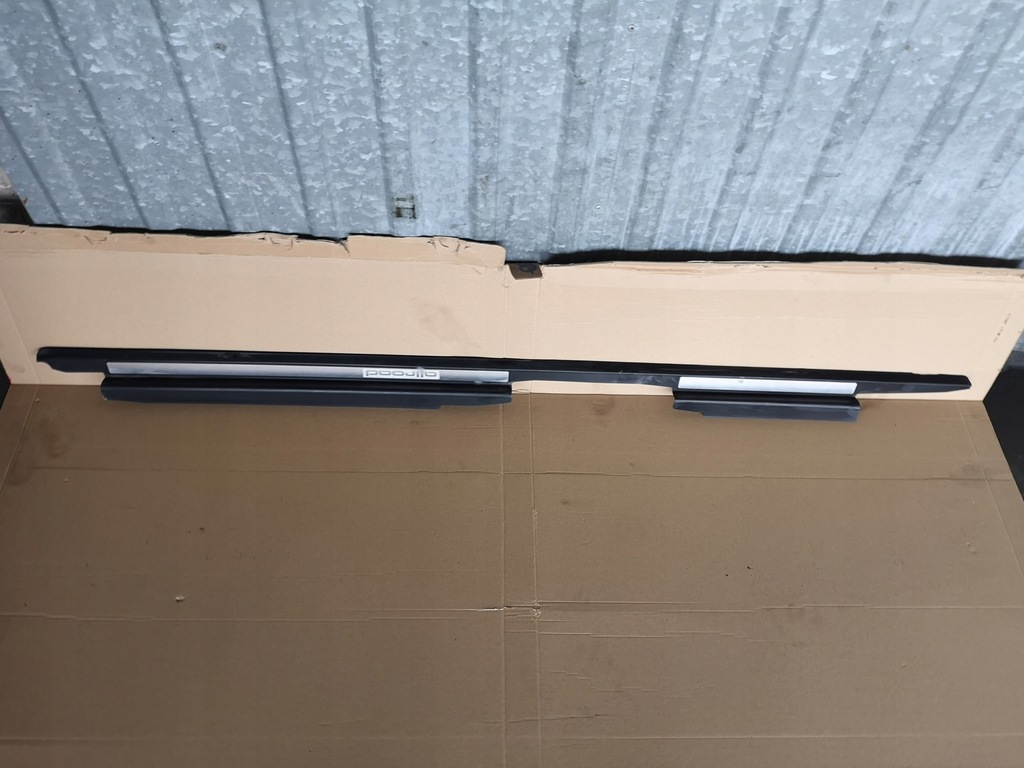 фото №1, Молдинг порог правая audi a6 c5 all 4z7853492