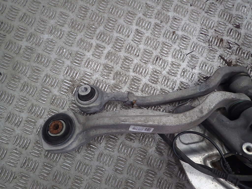 фото №7, Mercedes benz ml w166 подвеска поворотный кулак рычаги задняя задние правое n167