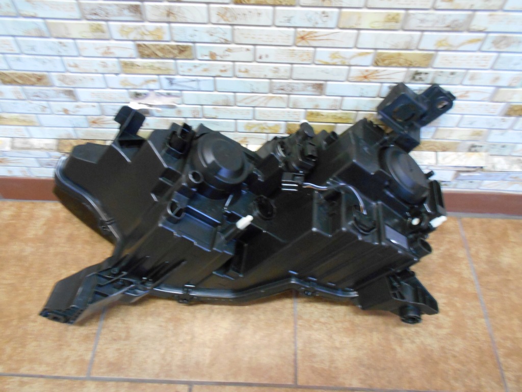 фото №5, Лампа права перед citroen ds3 ii crossback