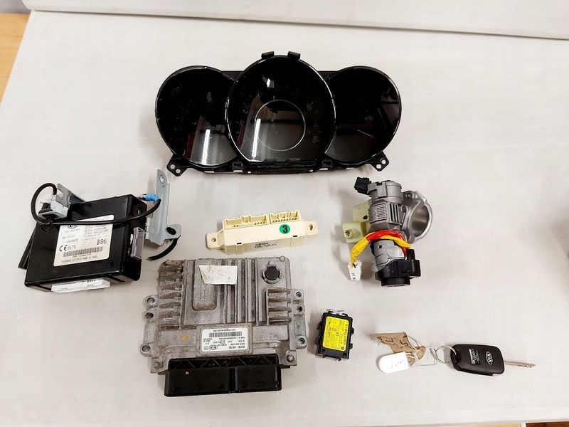 фото №6, Kia ceed ii 1.4 crdi набор стартовый приборы