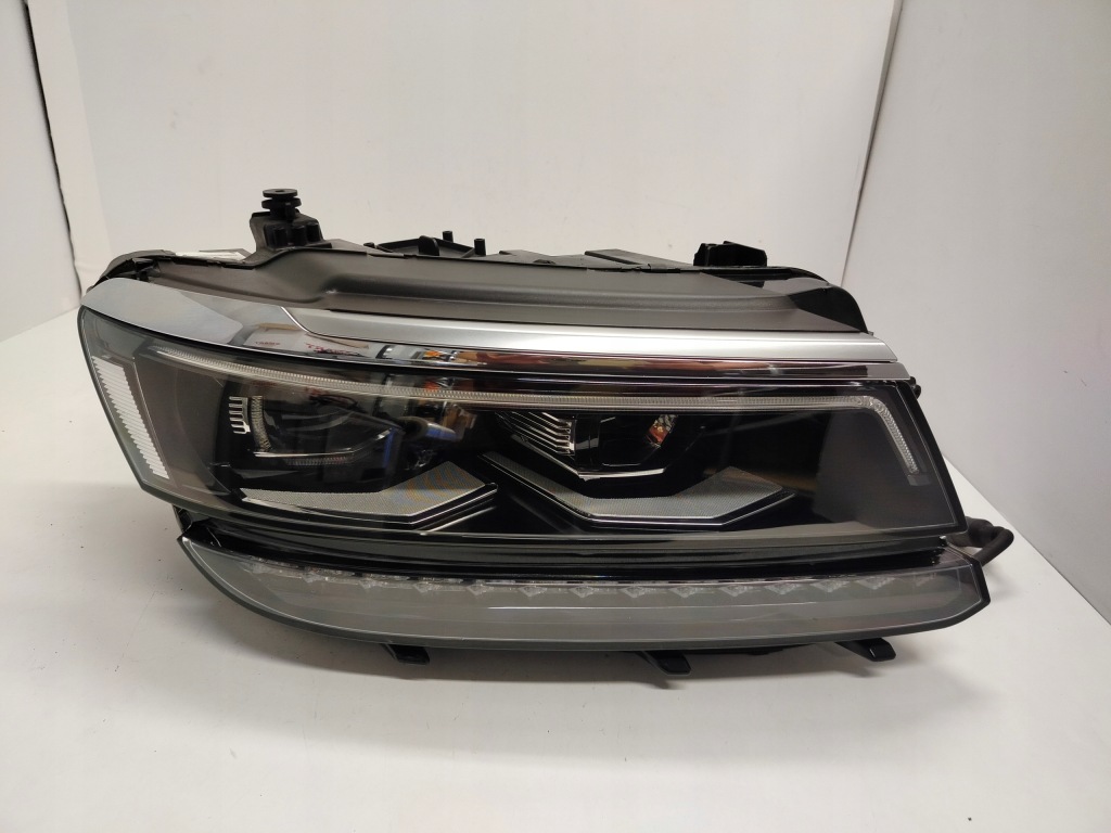фото №1, Vw tiguan ii allspace full led лампа права