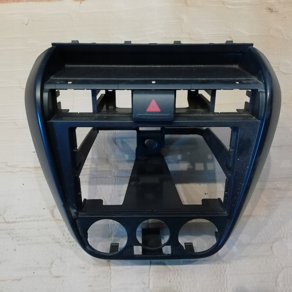 фото №1, Vw fox консоль рамка радіо 5z0858061a