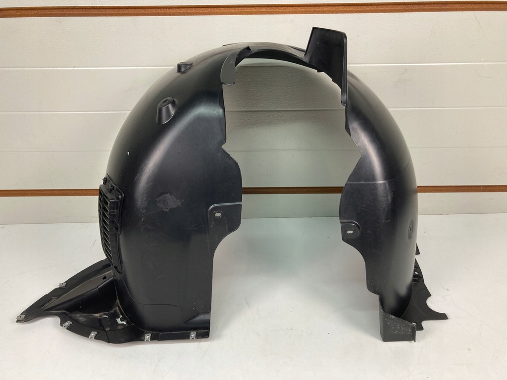 фото №1, Подкрылок правое передние vw caddy 2k7