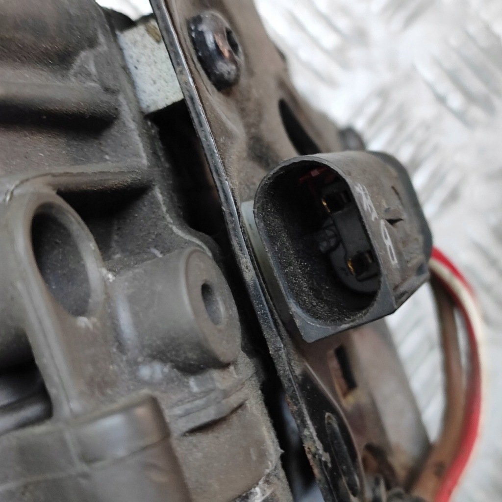 фото №7, Mercedes-benz e a207 2010 компрессор подвеска заднего пневматический