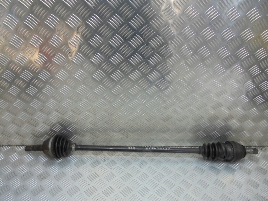 Купить Приводной вал правый  opel astra h 1.4