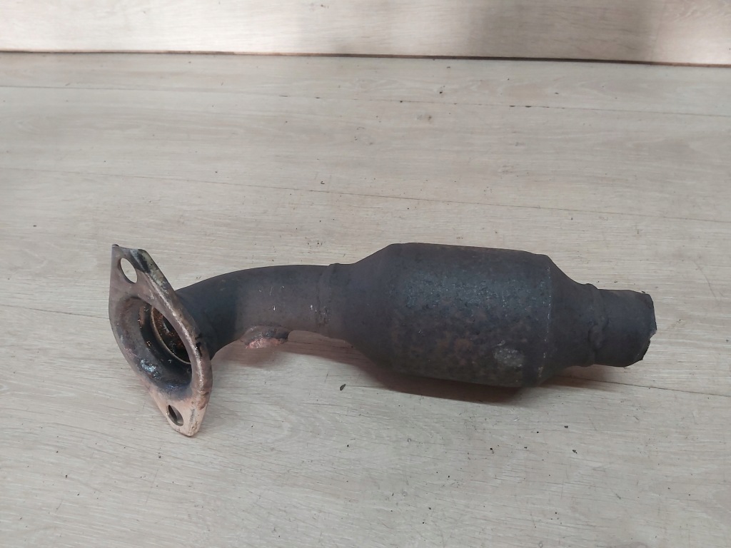 Toyota yaris ii iii катализатор 1,3 1,33 катализатор ce8 Доставка