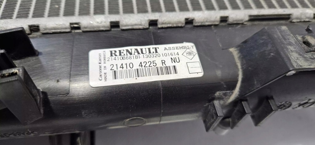 Радиатор воды renault dacia 1.5 dci 214104225r Цена