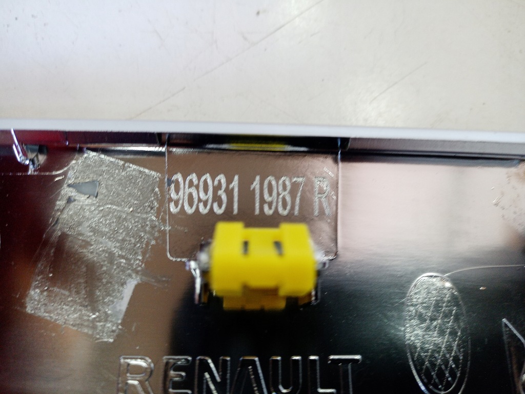 фото №4, Левая молдинг dekor туннель renault megane iv