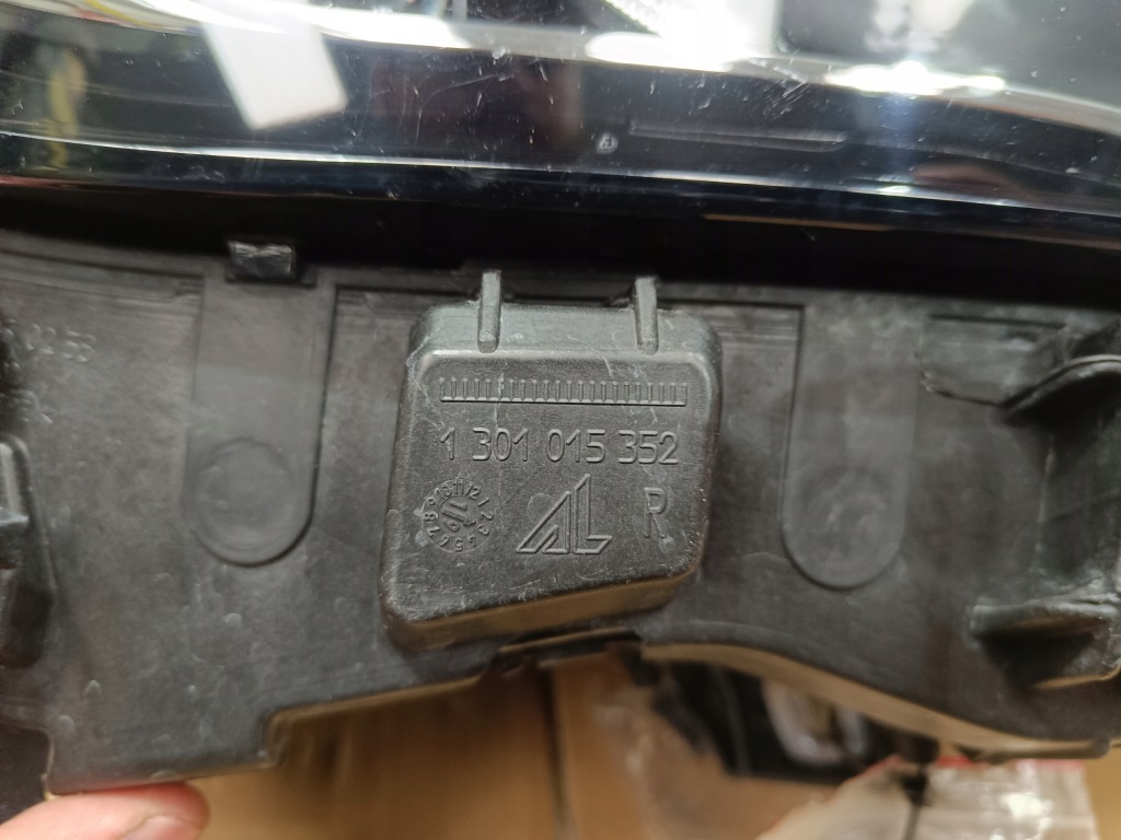 Mercedes gla w156 рестайлінг  - лампа передня права full led high performance Недорого