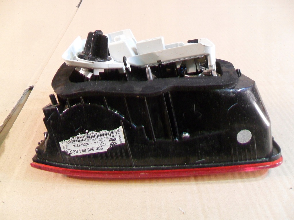 фото №8, Vw golf vii hb 5g0945094 лампа задня права кришка багажника