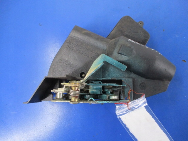 фото №3, Mercedes w202 замок дверь 2правый задняя оригинал