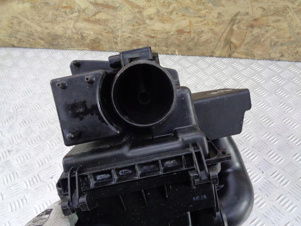 Корпус фильтра воздуха расходомер mazda 6 gg gy 2.0 d citd zl01 Киев