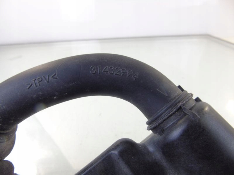 фото №3, Volvo s90 заливна горловина adblue 31432994