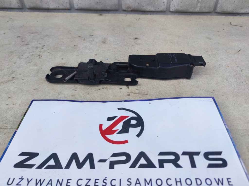 Доводчик кришки багажника audi q7 4f9827383 Зі Шроту