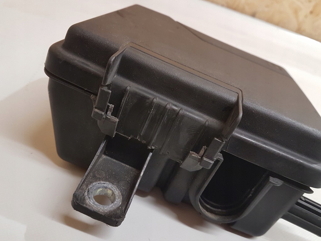 фото №6, Laguna iii защита корпус предохранителей 2.0dci