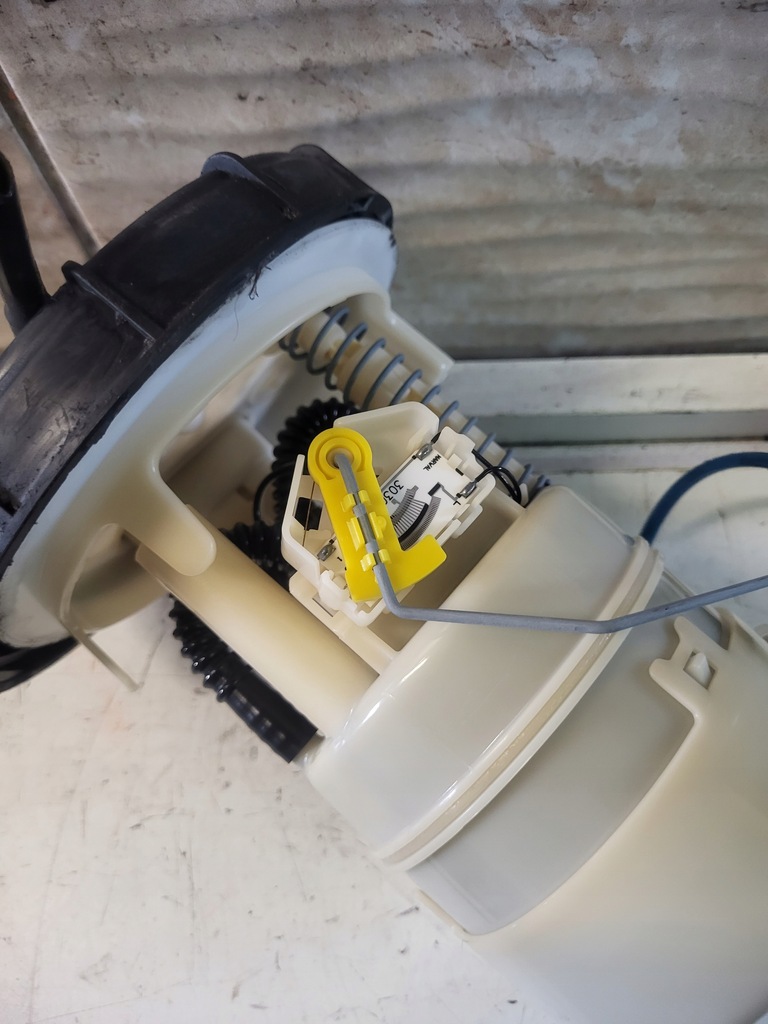 фото №5, Насос поплавок пального peugeot 407 2.2 16v 9647082680