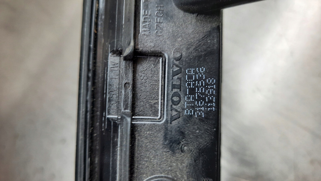 фото №9, Накладка мікровимикач кришки 31675536 volvo xc90 ii