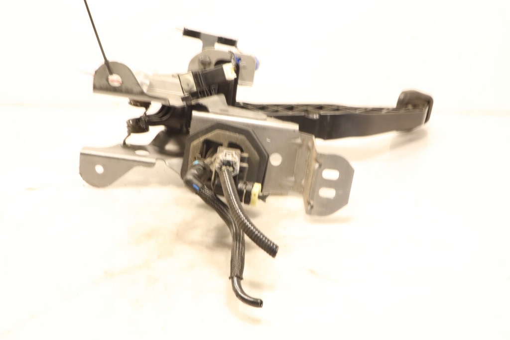 фото №2, Педаль зчеплення mazda 6 iii lift