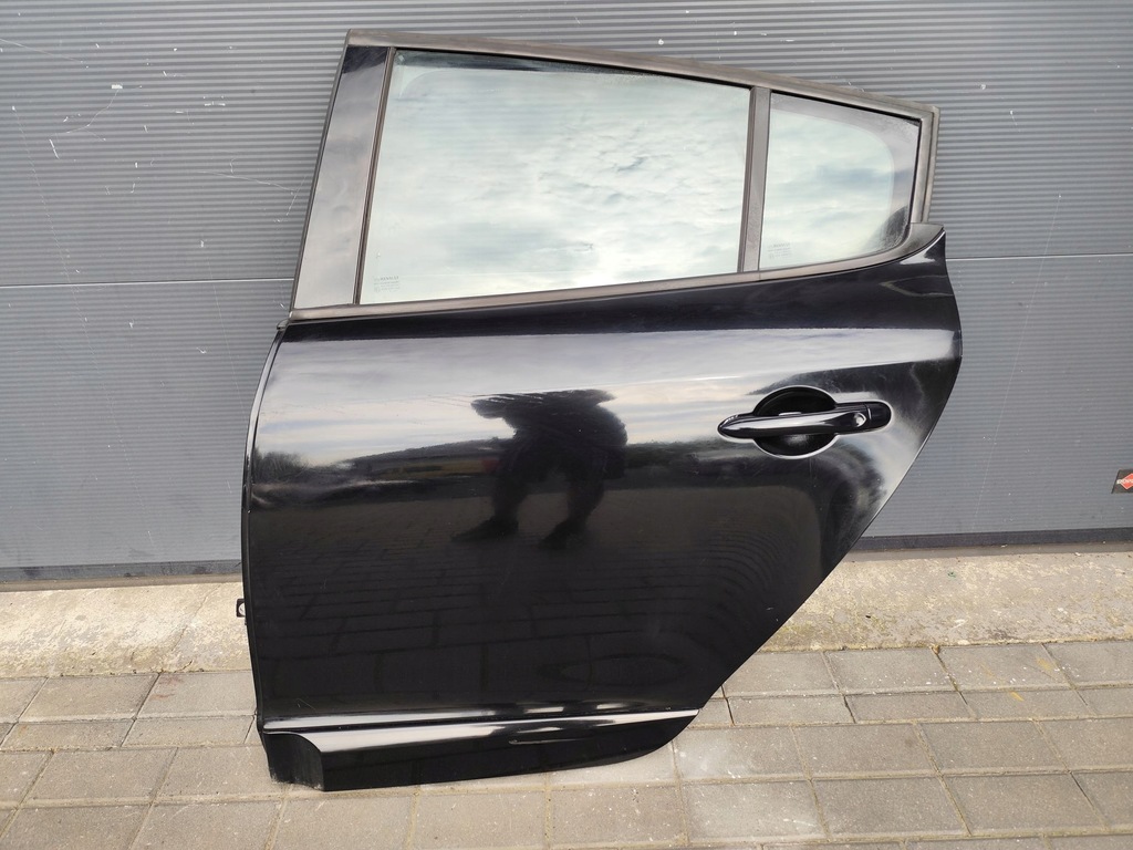 фото №1, Renault megane iii hb- двері лівий задня